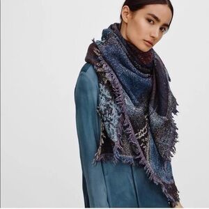 Aritzia Wilfred mosaic scarf- limited edition